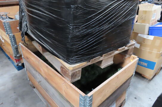 2 paller med julepynt