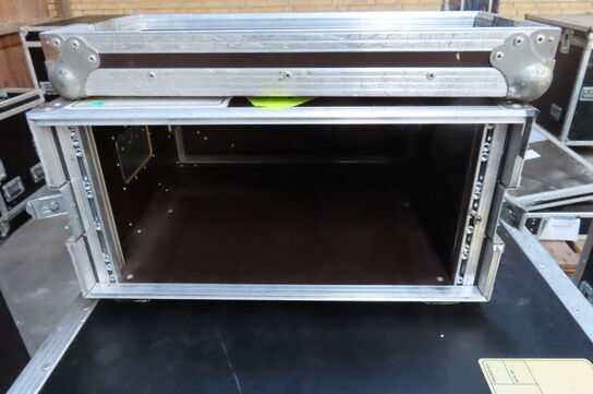 2 stk flightcase uden indhold