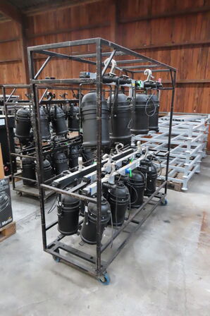 Stativ med 16 lamper