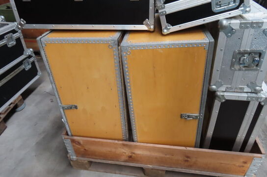 Diverse flightcases mv.