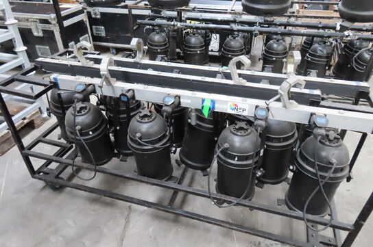 Stativ med 16 lamper