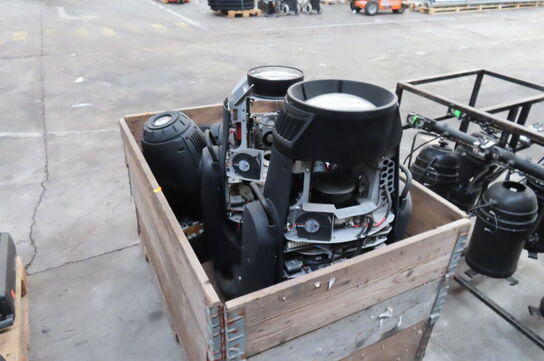 Palle med diverse reservedele til lys