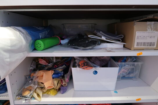 Div. Balloner med motiv m.m. i skuffer