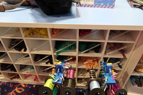 Div. Balloner med motiv m.m. i skuffer