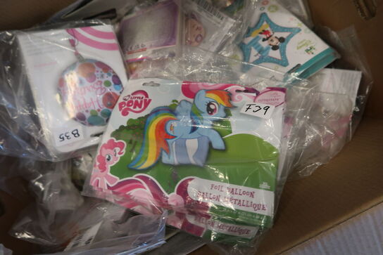 Kasse med div. Ballondyr m.m.