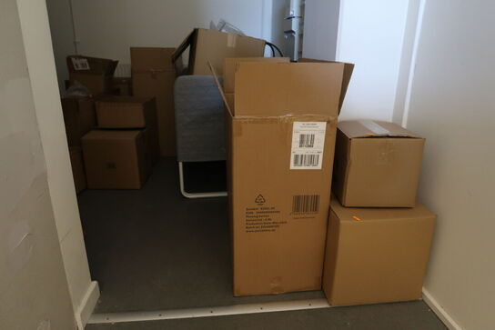 12 stk. diskokugler i forskelligestørrelser, mundbind m.m.