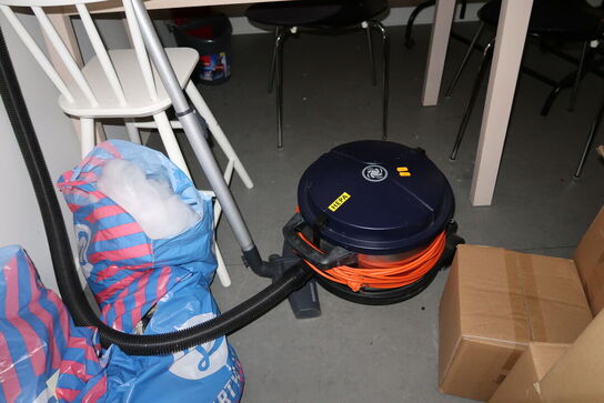 Støvsuger NILFISK VP930