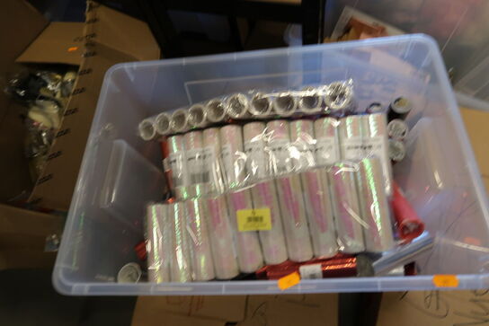 2 stk. kasser med div. Terpentiner m.m.