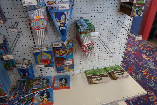 Div. Festtilbehør DISNEY, SONIC m.fl.