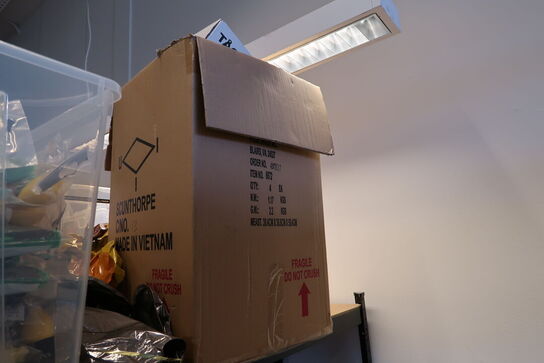 3 stk. lagerreoler med div. Festilbehør m.m.