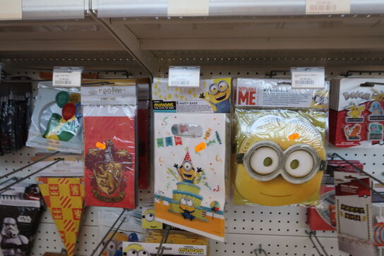Div. Festtilbehør HARRY POTTER, MINIONS m.fl.
