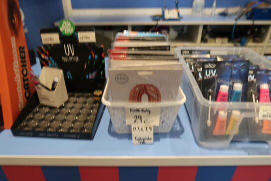 Div. UV-maling, festtilbehør m.m.