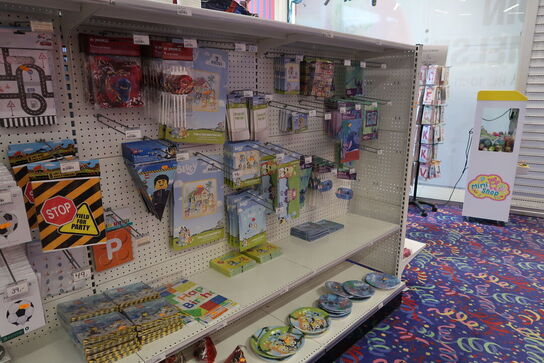 Div. Festtilbehør, BLUE, STITCH m.fl.