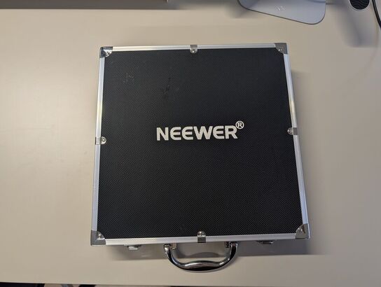 X17 Remote Teleprompter NEWEER