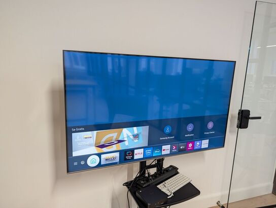 55-inch QLED 4K Smart - SAMSUNG QE55Q64TAU