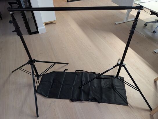 Background Support System