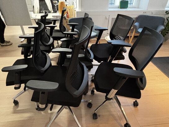 8 stk. kontorstole, sort stof sæde og netryg - VUITTON