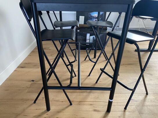 Højbord IKEA Tommaryd med 4 højstole