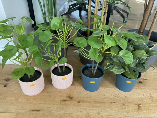 Parti kunstige blomster