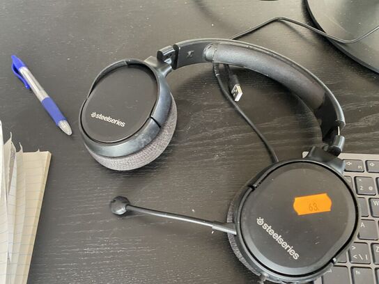 Skærm PHILIPS 271P4Q, tastatur og mus