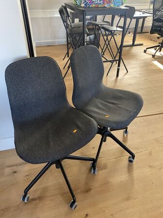 2 stk kontorstole 