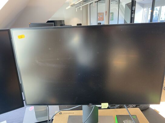 2 stk. skærme DELL U2520D, tastatur og mus