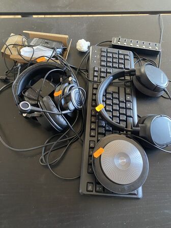 Blandet computer tilbehør (se foto)