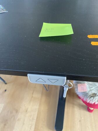 El hæve/sænkebord IKEA Bekant  med lampe