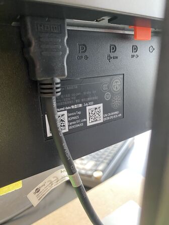 2 stk. skærme DELL U2520D, tastatur og mus