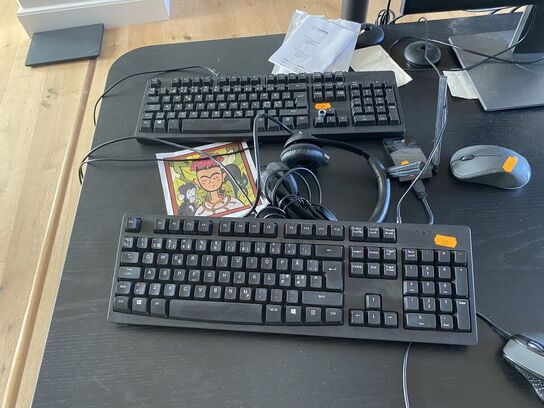 2 stk. skærme DELL U2719D mm (se foto)