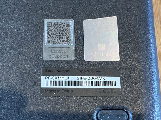 Bærbar computer LENOVO 21FE-KMX