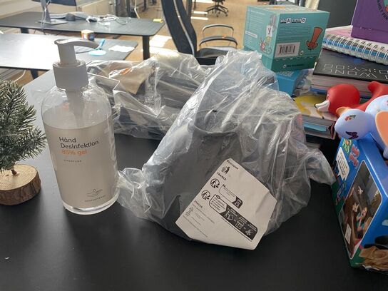 Blandet spil, bøger skateboard mm.