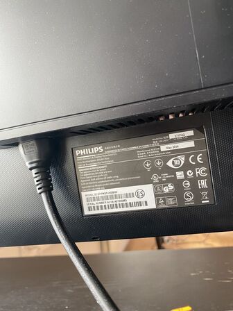 Skærm PHILIPS 271P4Q, tastatur og mus