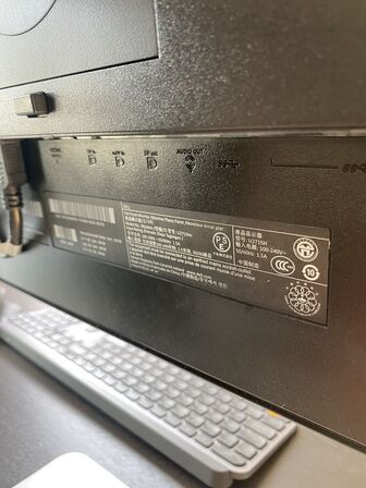 2 stk skærme DELL U2719D/U2715H, tastatur & mus