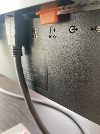 2 stk skærme DELL U2719D/U2715H, tastatur & mus