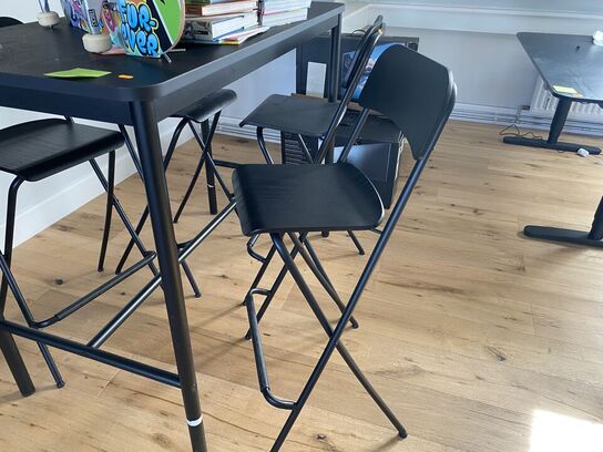 Højbord IKEA Tommaryd med 4 højstole