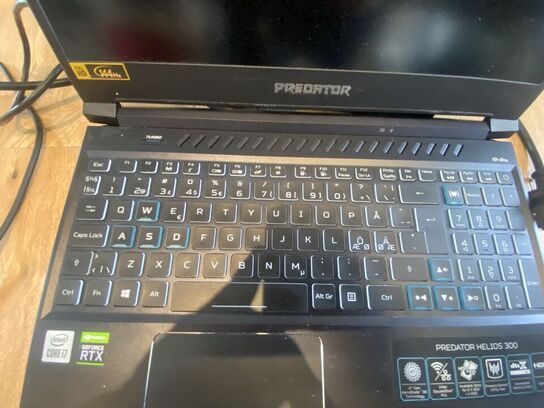 Bærbar computer DELL inspiro 3525