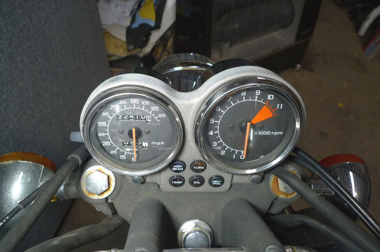 MC, Honda VF700C Super Magna 3212 MOMSFRI