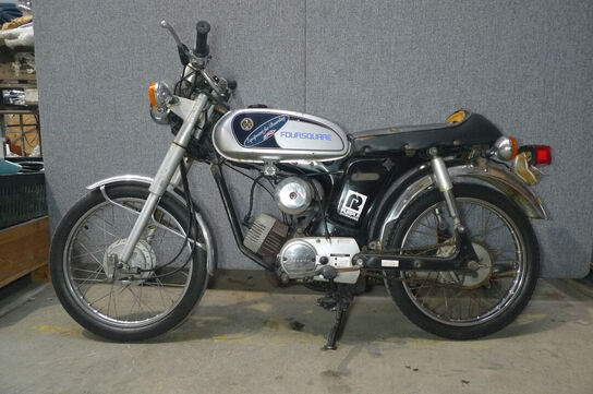 Knallert, Yamaha YB1 4-gear drejeventilmotor 2107