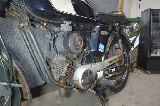 Knallert, Yamaha YB1 8731 4-gear drejeventilmotor