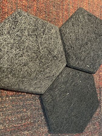 Byggematerialer, Gulv, Akustik auktion, akustikpaneler, akustikfliser, skruer mm. i forskellige størrelser