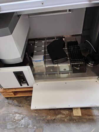 Pipette robot  XIRIL 