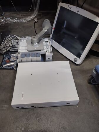 Patient monitoring system GE B850