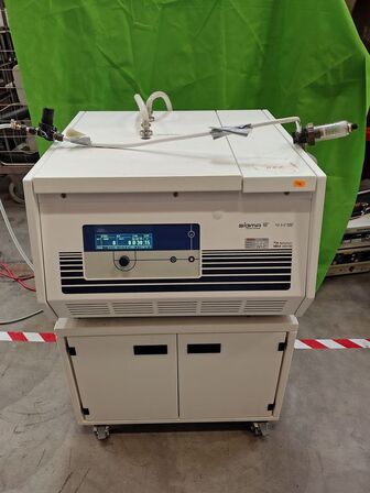 Refrigirated  table-top centrifuge  SIGMA  4K15 