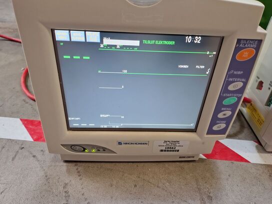 Four Patient Monitors  NIHON KOHDEB