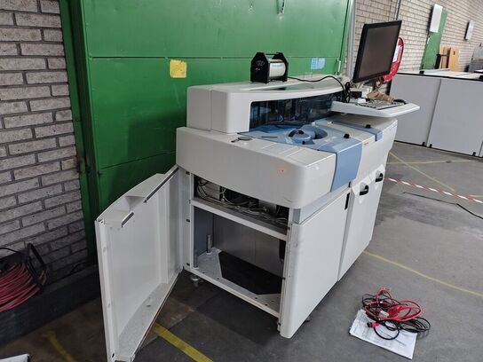 Chemistry Analyzer.  KONELAB Prime 60i