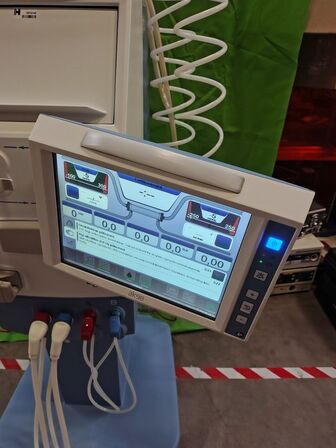 Dialysis machine GAMBRO AK 98