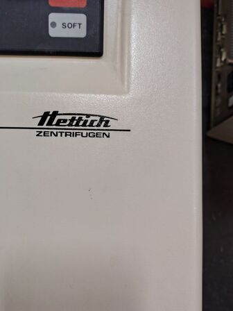 Centrifuge  HETTICH  Universal 30 F 