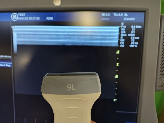 Ultrasound scanner GE Logiq 9