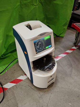 Multi Sample Micro Osmometer  ADVANCED INSTRUMENTS OsmoPro. 